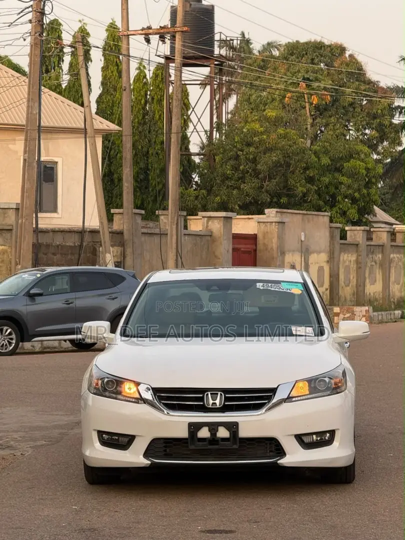 Honda Accord EX-L w/Navigation 4dr Sedan (2.4L 4cyl CVT) 2015 White