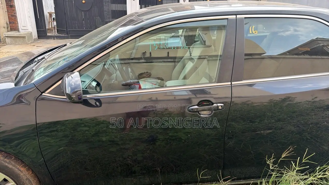 Toyota Camry LE 4dr Sedan (2.5L 4cyl 6A) 2013 Black