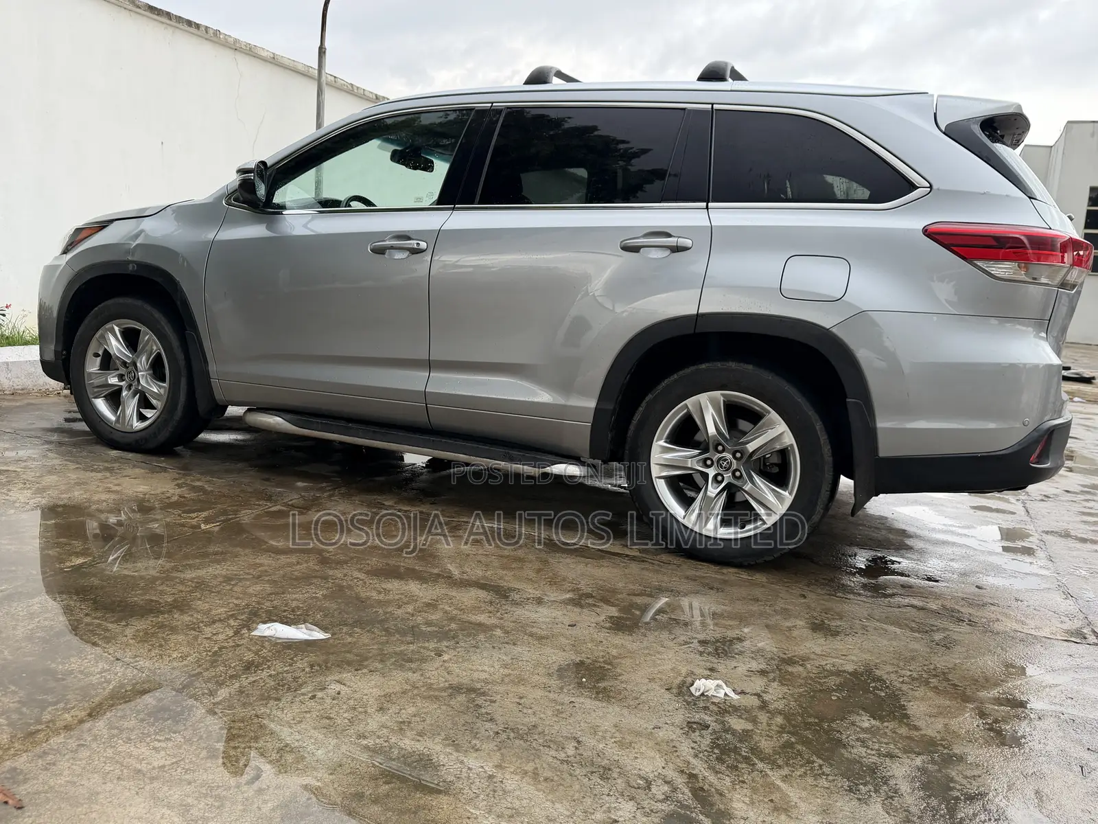 Toyota Highlander XLE V6 4x2 (3.5L 6cyl 6A) 2016 Black
