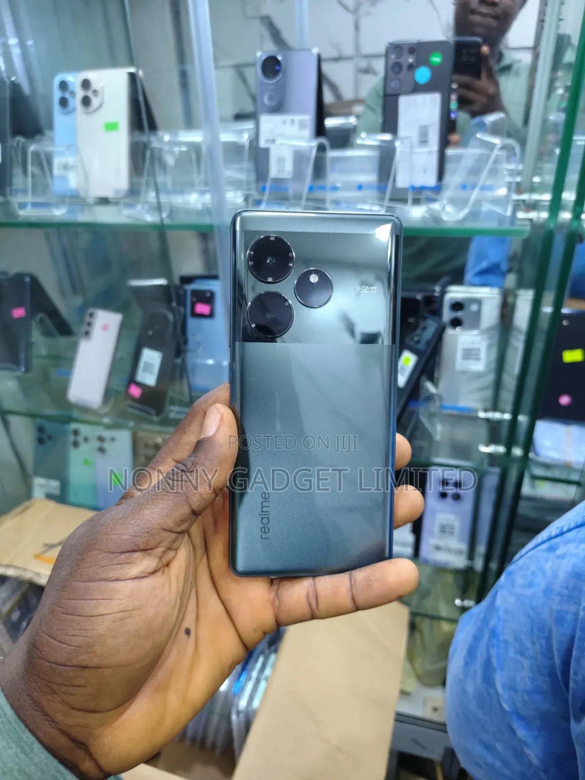 Realme GT 6 512 GB Red