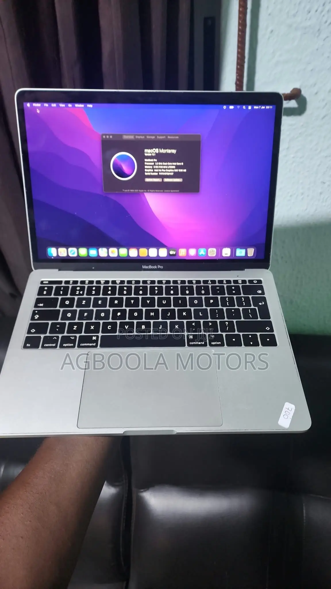 New Laptop Apple MacBook Pro 2017 8GB Intel Core i5 HDD+SSD 128GB