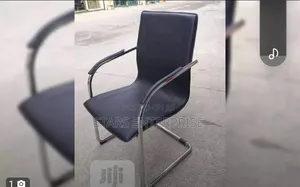 Visitors Chair / Modern Office Chair