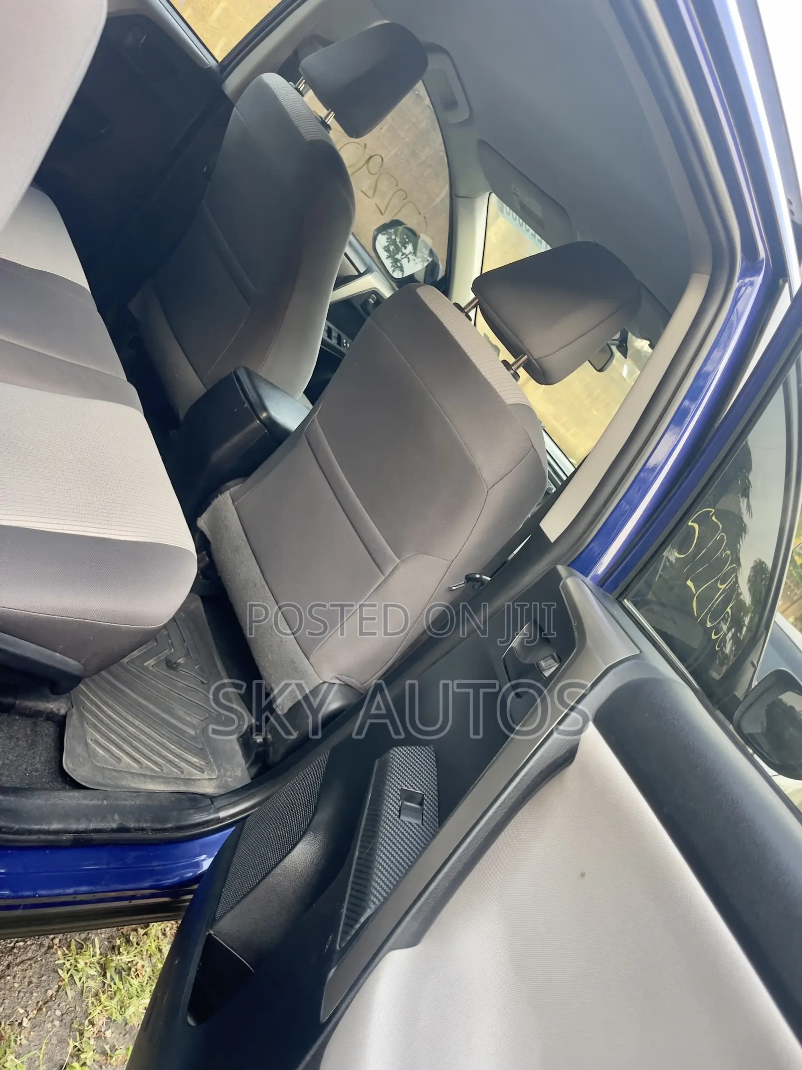Toyota RAV4 LE 4dr SUV AWD (2.5L 4cyl 6A) 2014 Blue
