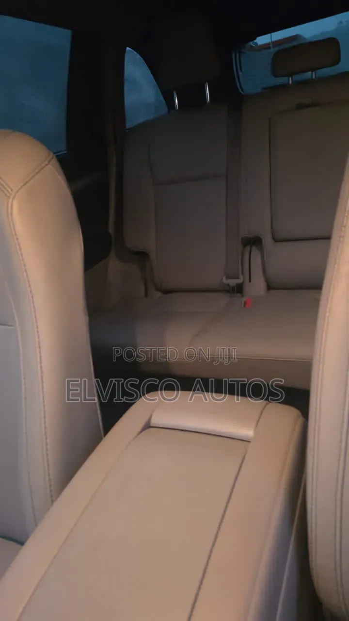 Toyota Highlander XLE V6 4x4 (3.5L 6cyl 6A) 2016 Black