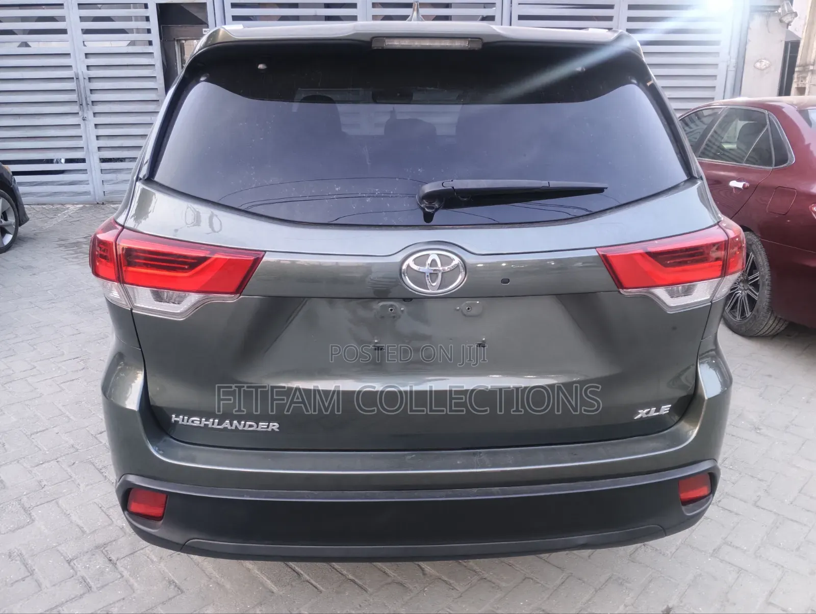 Toyota Highlander XLE 4x2 V6 (3.5L 6cyl 8A) 2018 Green