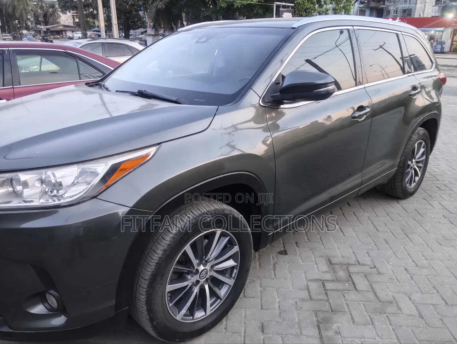 Toyota Highlander XLE 4x2 V6 (3.5L 6cyl 8A) 2018 Green