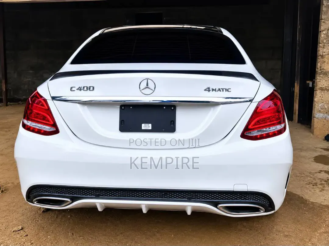 Mercedes-Benz C400 2017 White