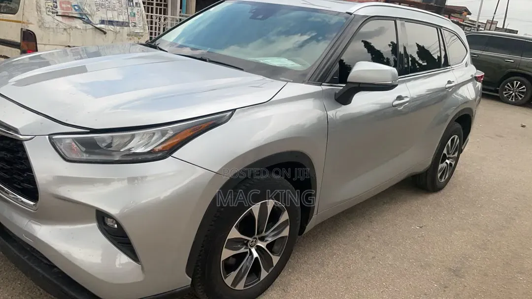 Toyota Highlander 2020 Silver