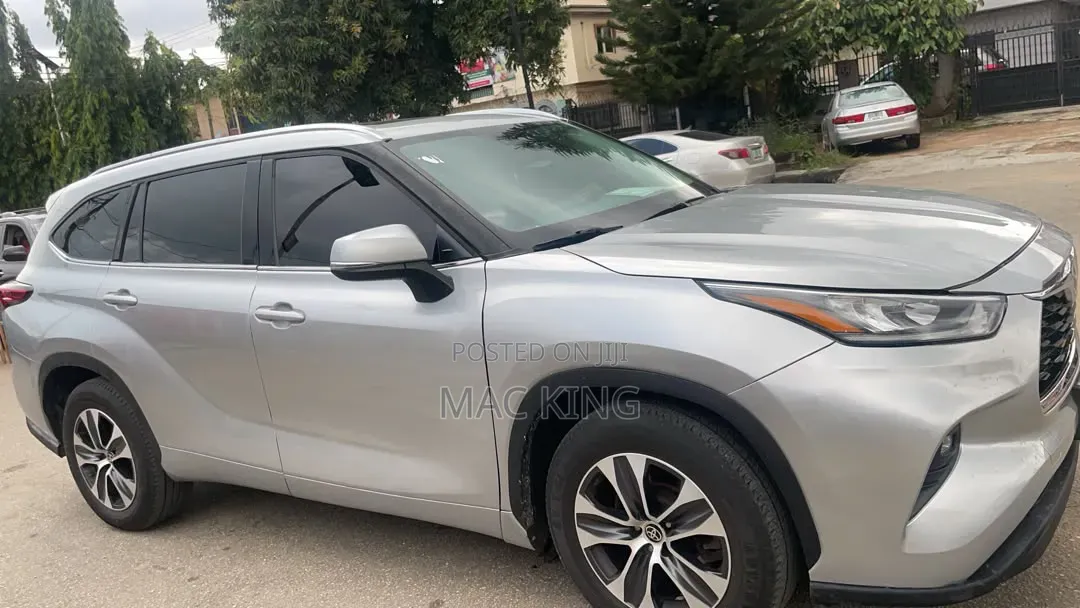 Toyota Highlander 2020 Silver