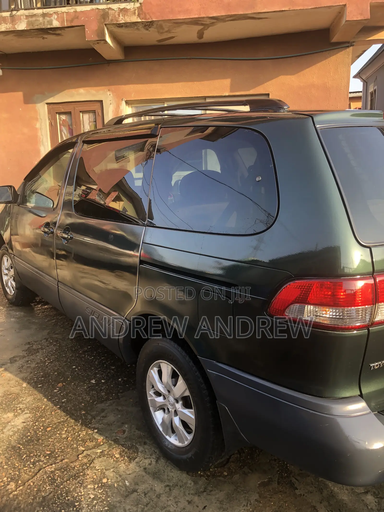 Toyota Sienna 2002 Green