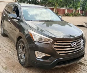Hyundai Santa Fe 2015 Gray