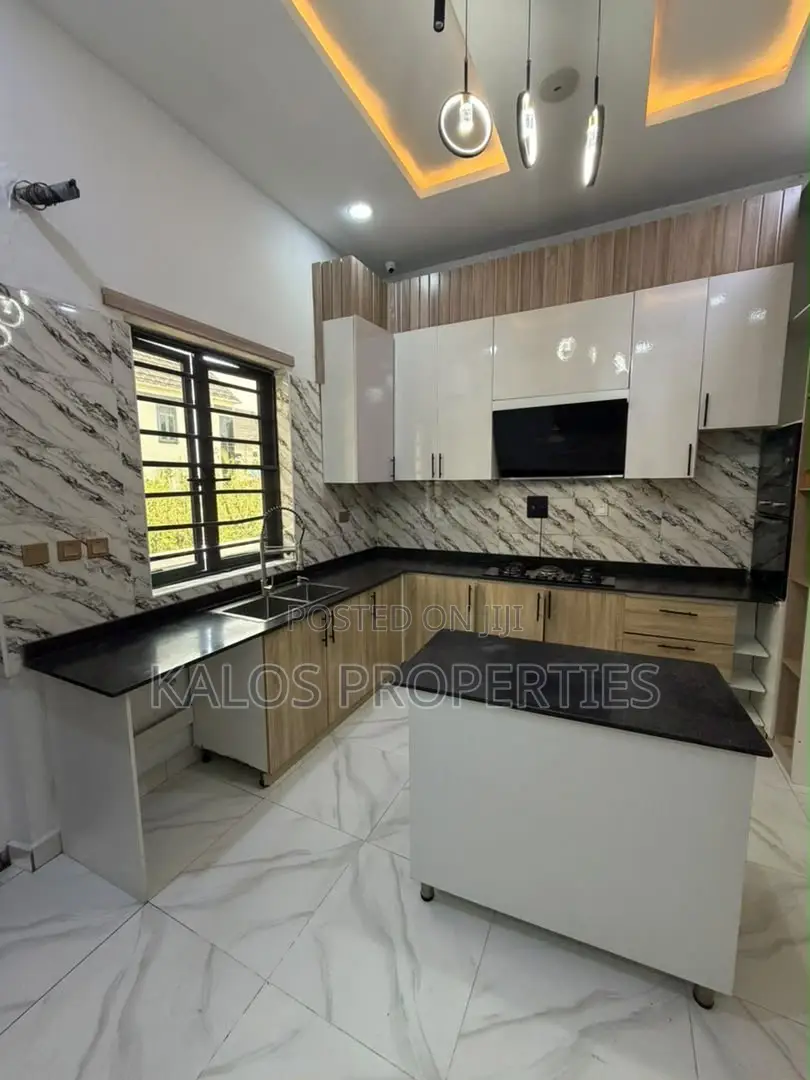 4bdrm Duplex in Orchild Lekki Lagos for sale