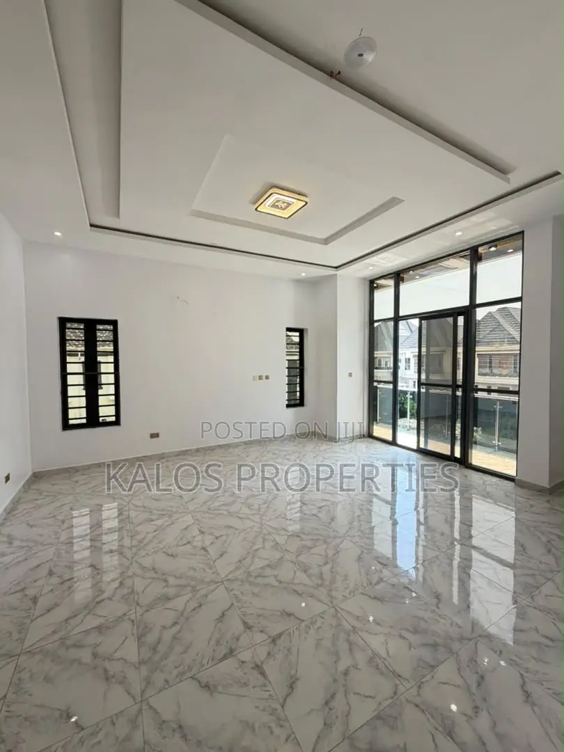 4bdrm Duplex in Orchild Lekki Lagos for sale