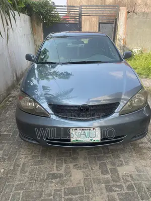 Toyota Camry 2004 Green