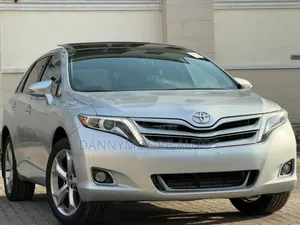 Toyota Venza Limited AWD V6 2013 Silver
