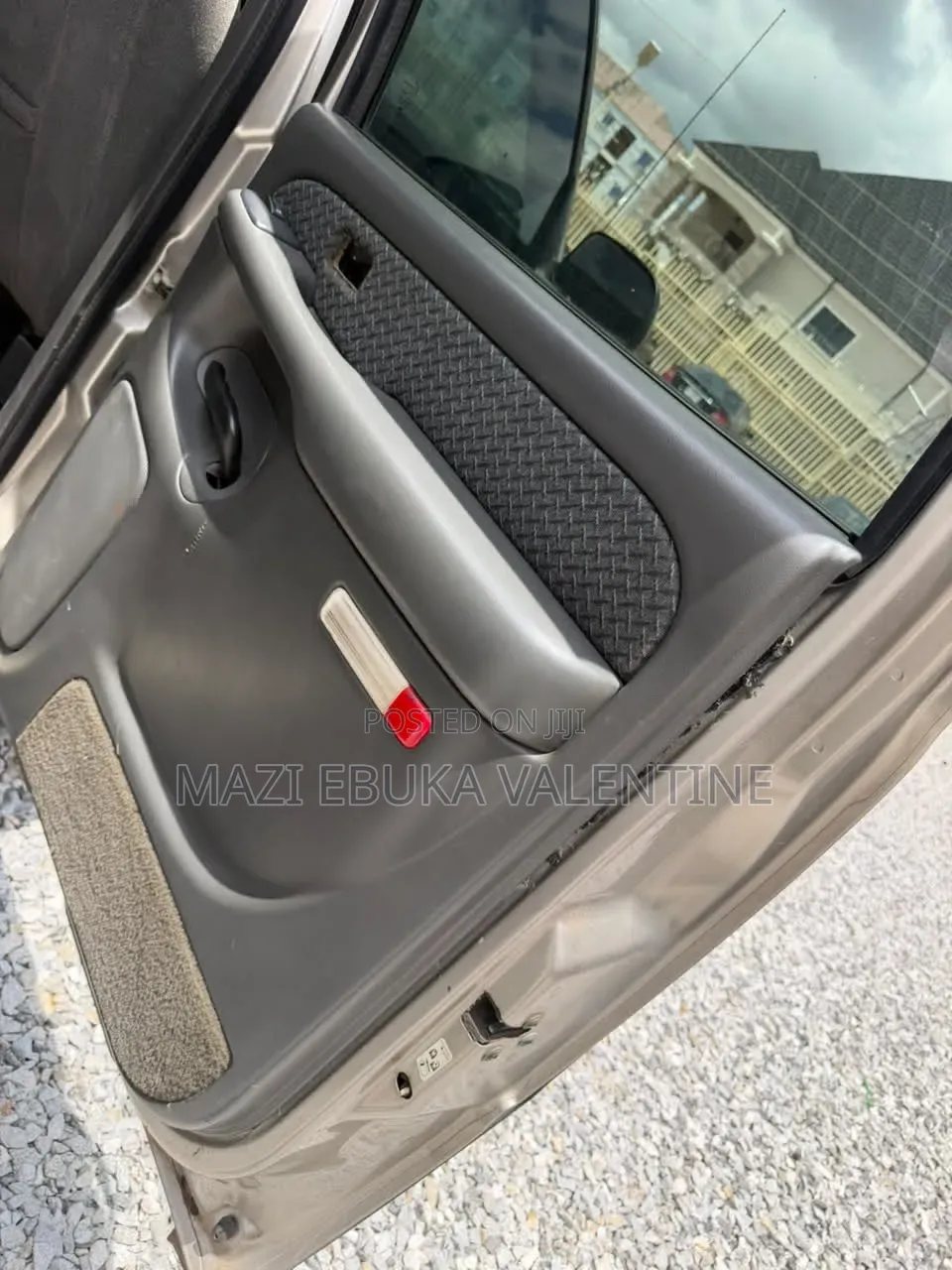 Chevrolet Avalanche 2005 Brown