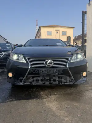 Lexus ES 2013 Black