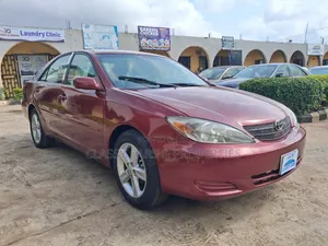 Toyota Camry LE 4dr Sedan (2.4L 4cyl 4A) 2004 Red