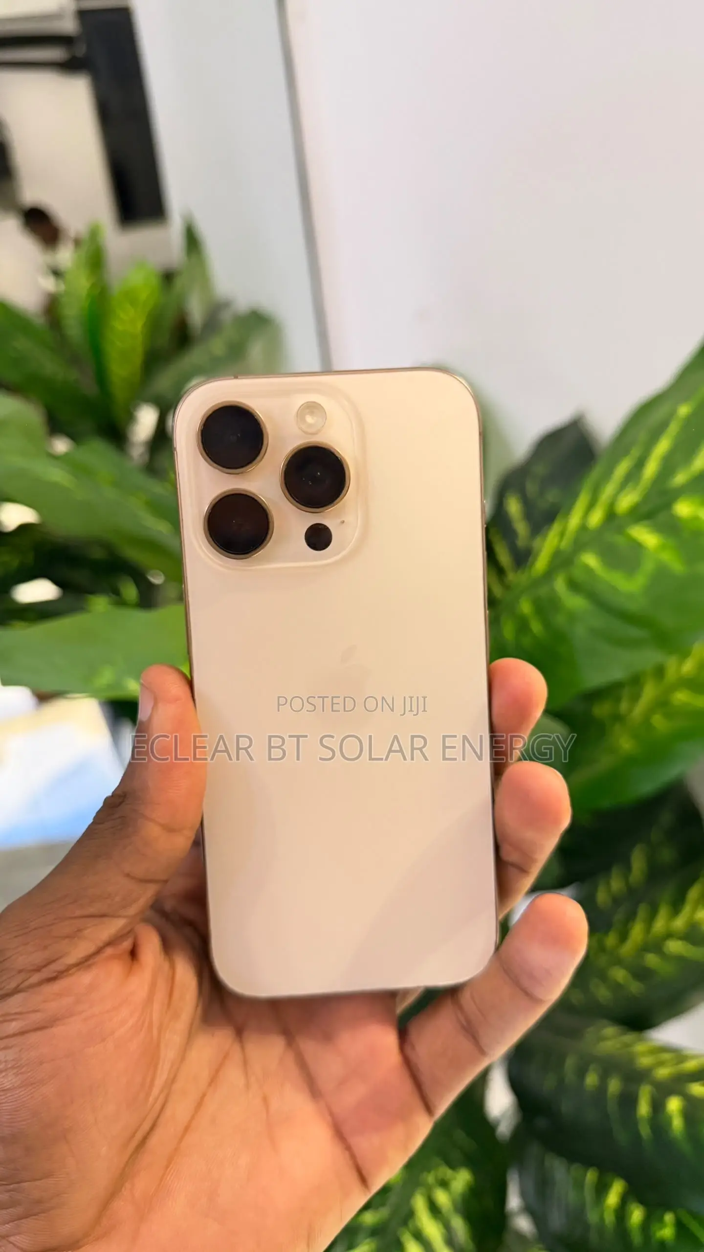 Apple iPhone 16 Pro 128 GB Gold