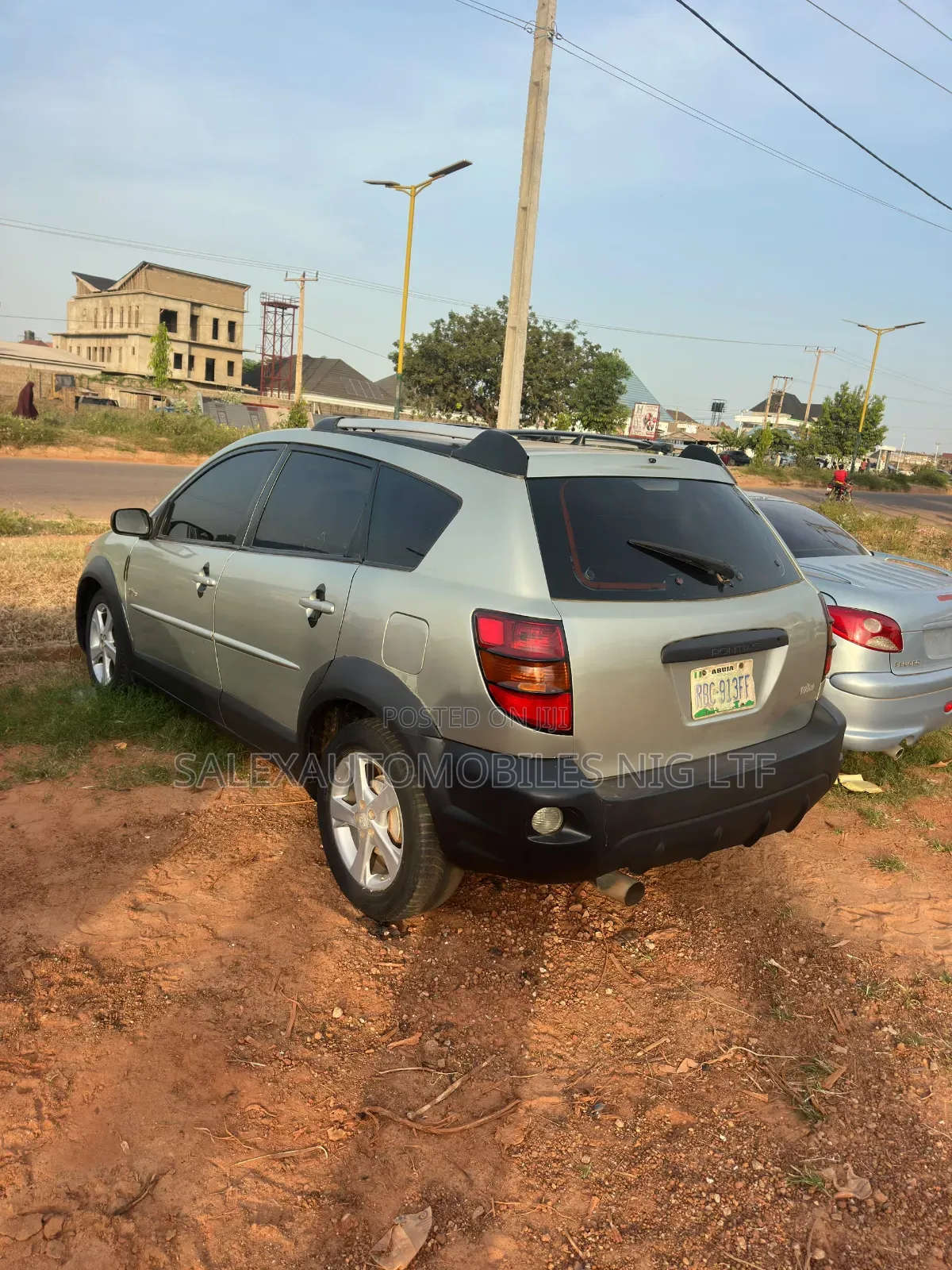 Pontiac Vibe Automatic 2004 Silver