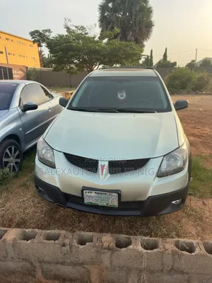 Pontiac Vibe Automatic 2004 Silver