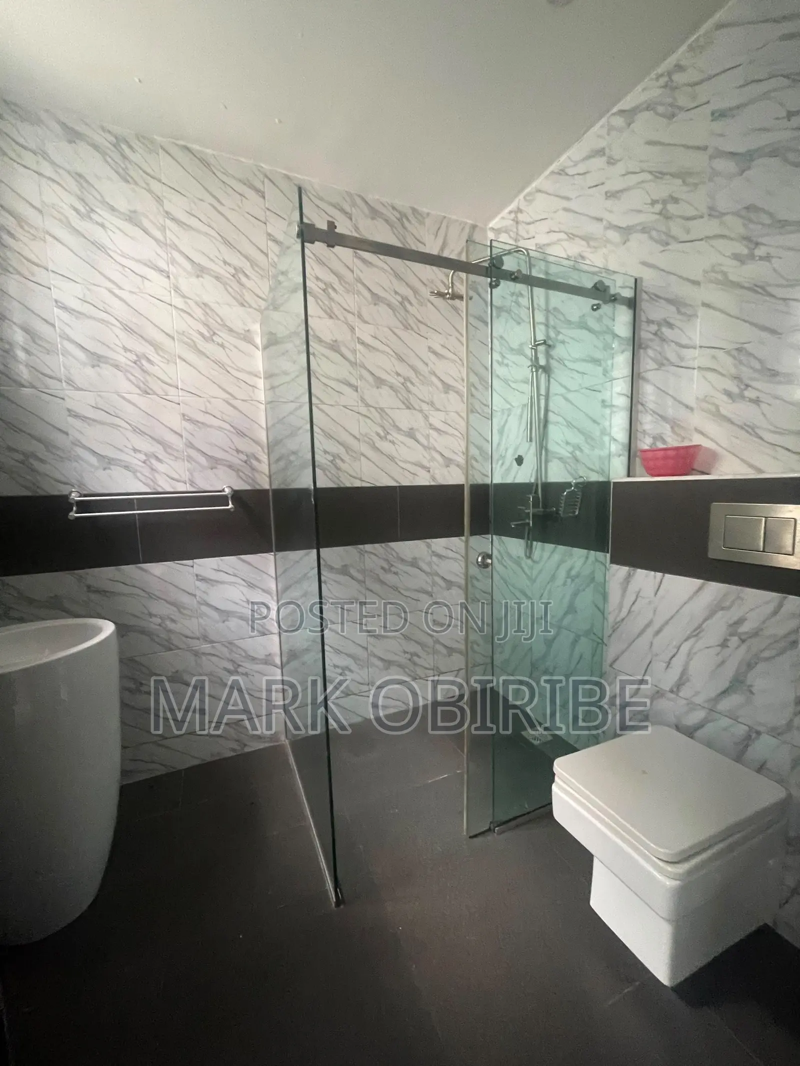 5bdrm Duplex in Banana Island for rent