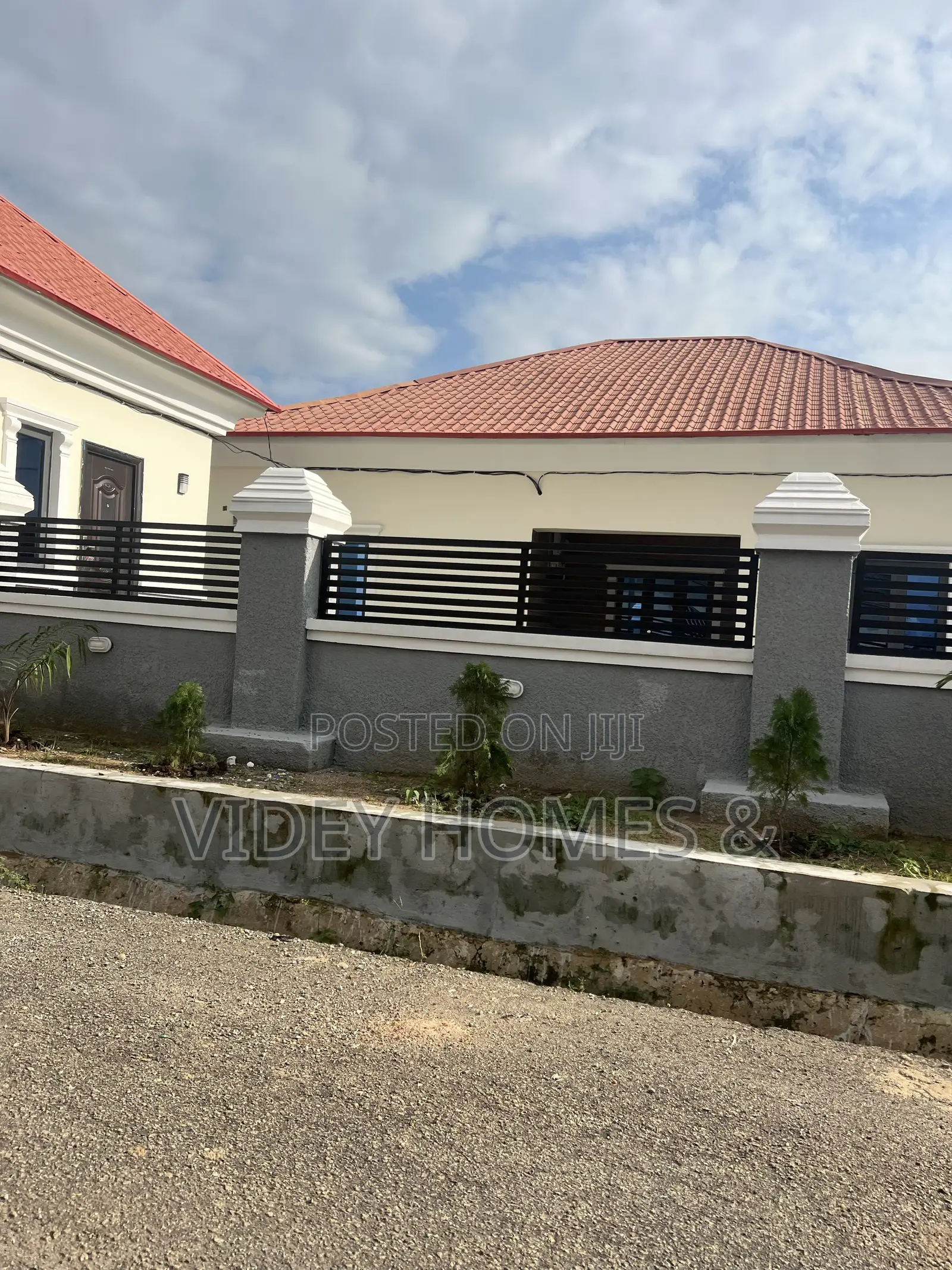 3bdrm Bungalow in Efab Sunshine Estate, Apo District for rent
