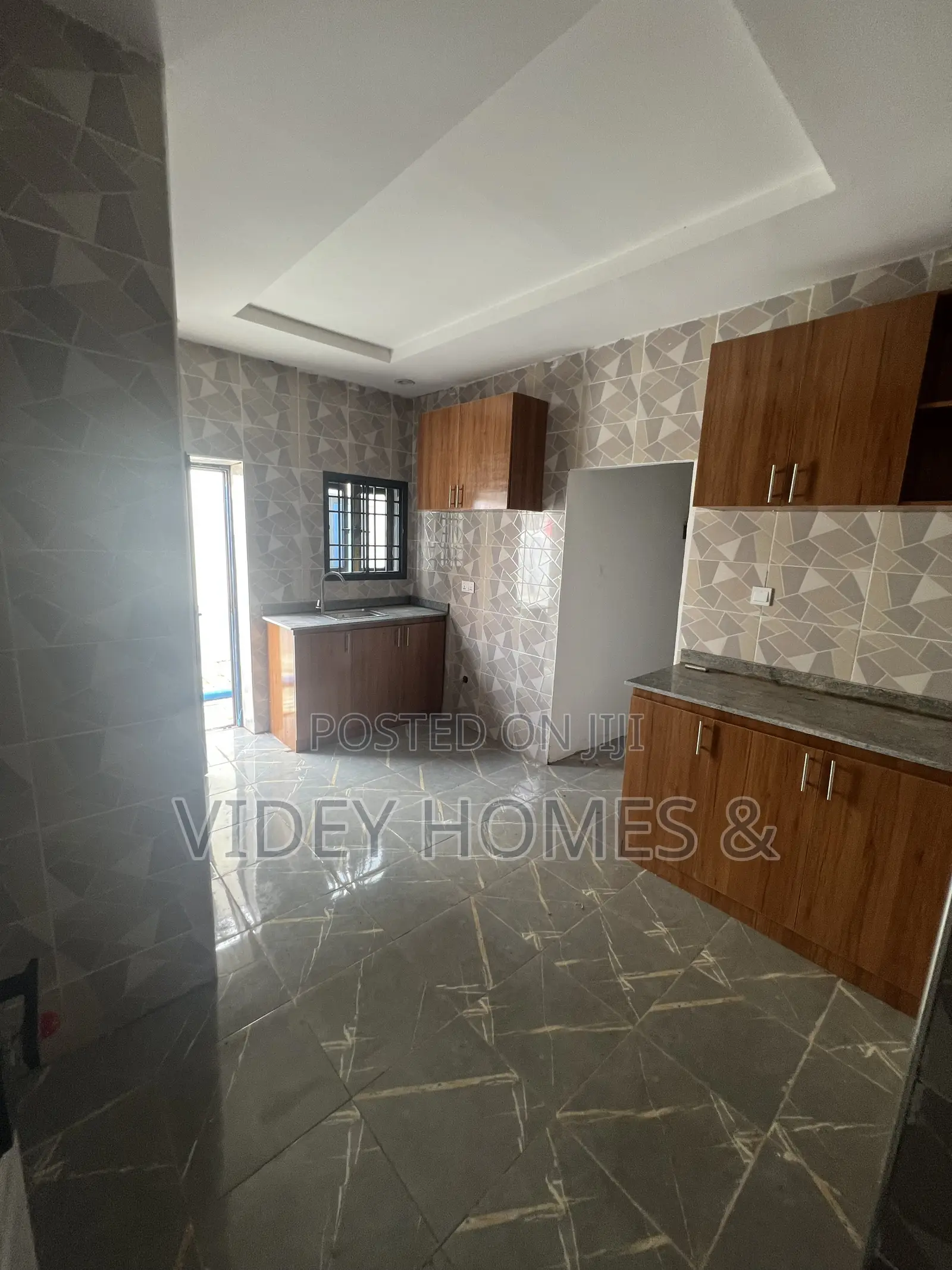 3bdrm Bungalow in Efab Sunshine Estate, Apo District for rent
