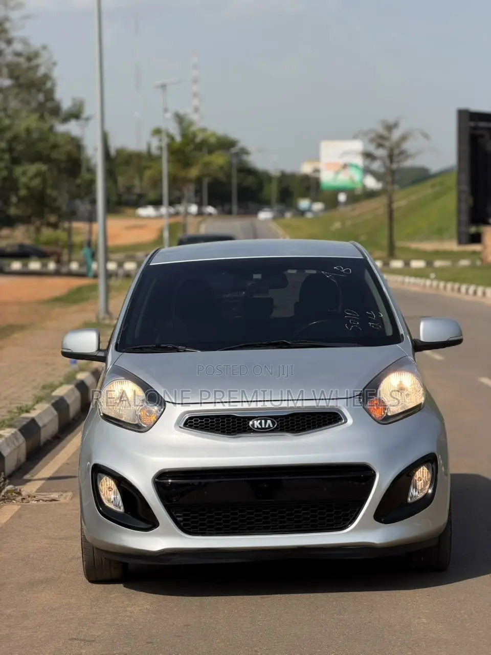 Kia Morning 2013 Silver
