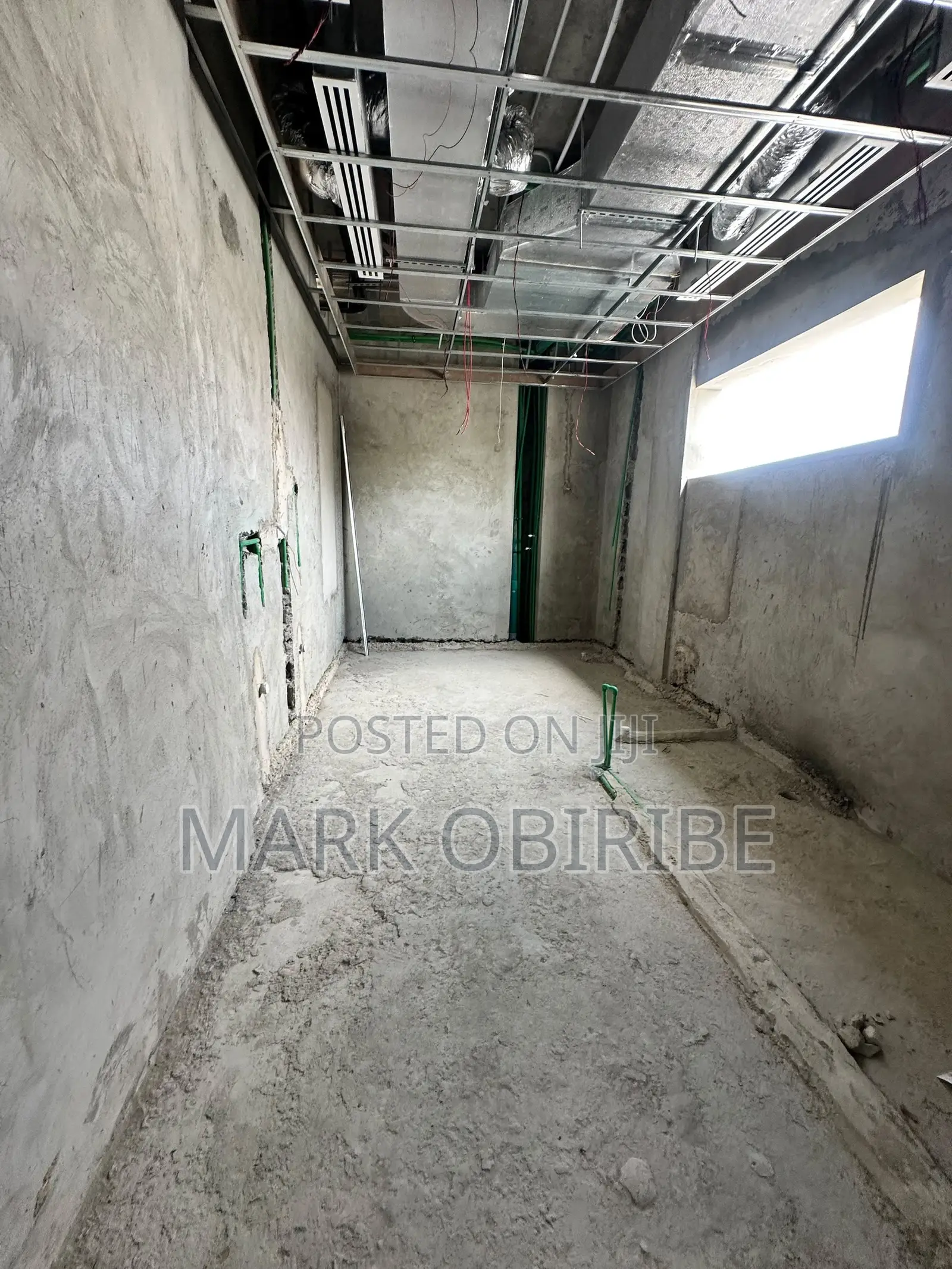 5bdrm Duplex in Banana Island for sale