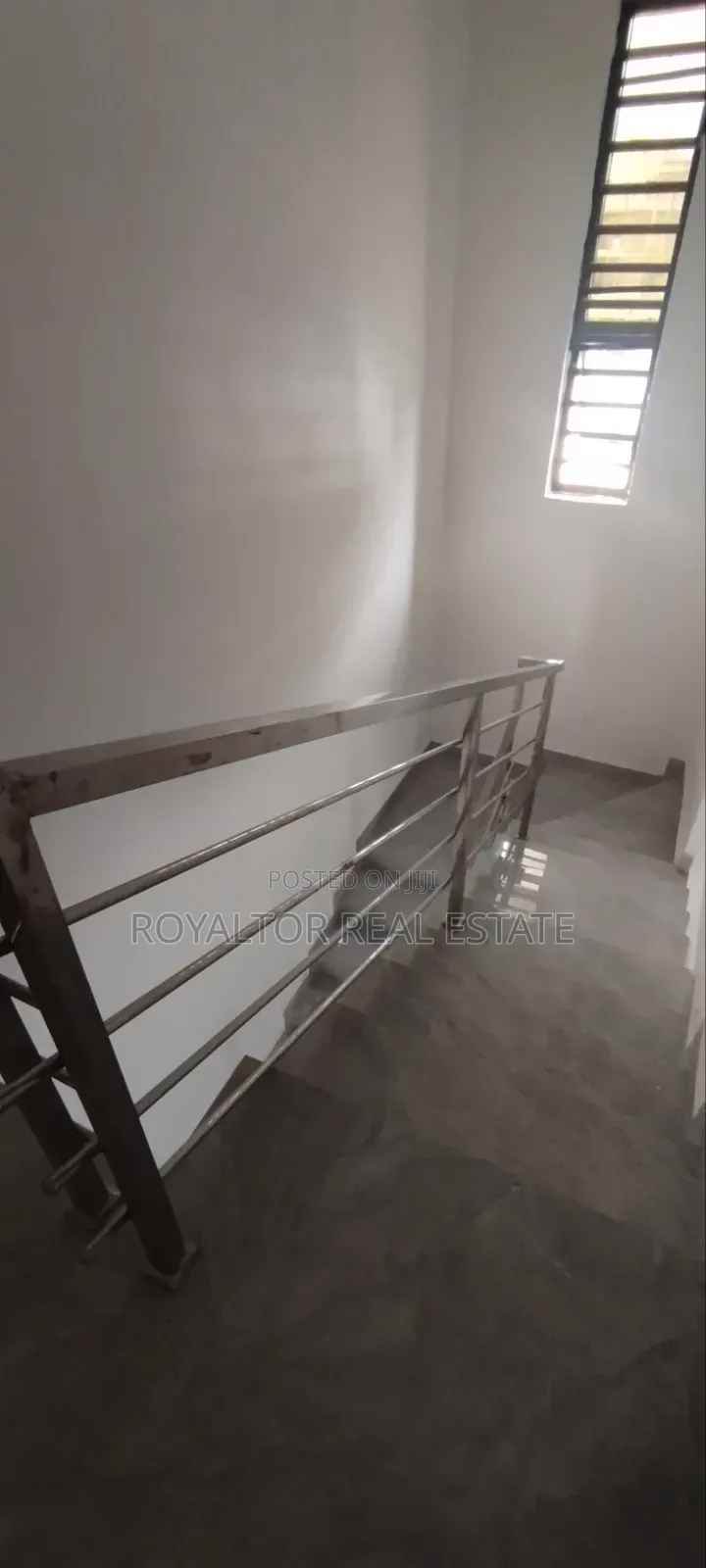 3bdrm Duplex in Royaltor, Benin City for rent