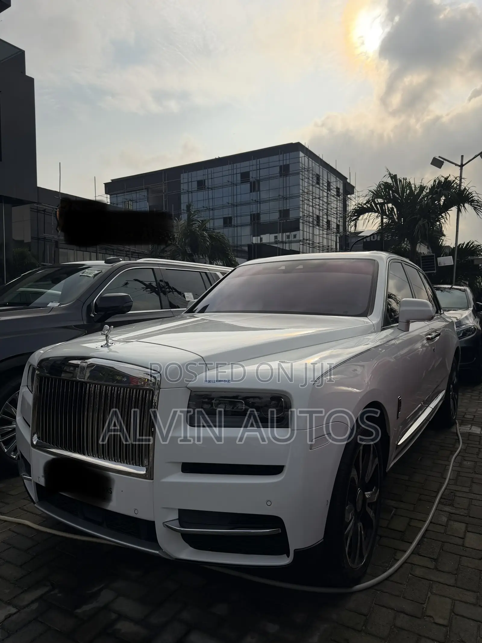 Rolls-Royce Cullinan Base 2022 White