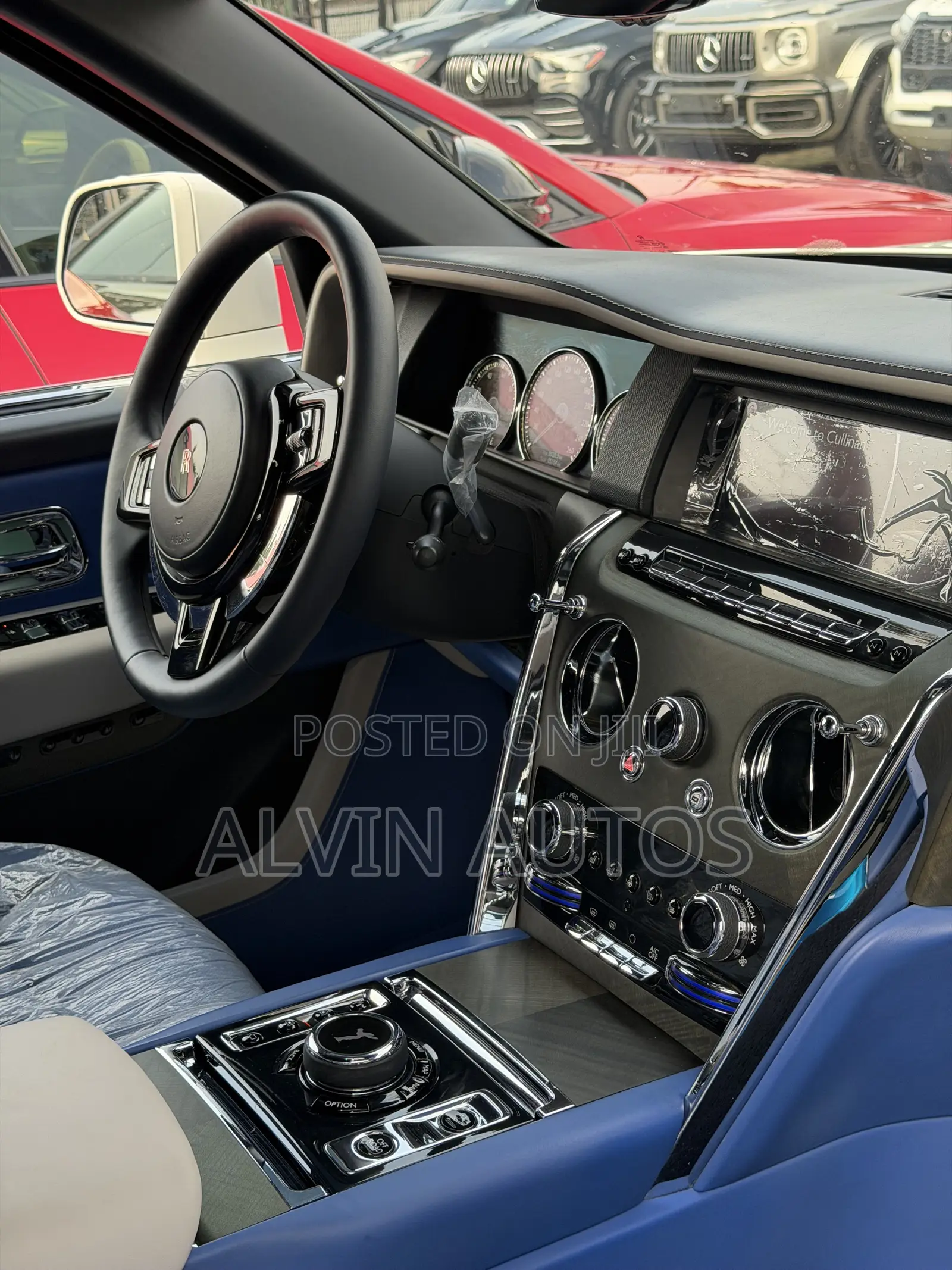 Rolls-Royce Cullinan Base 2022 White