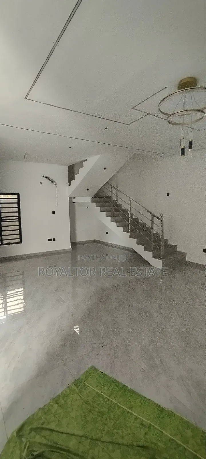 2bdrm Duplex in Royaltor Real Estate, Benin City for rent