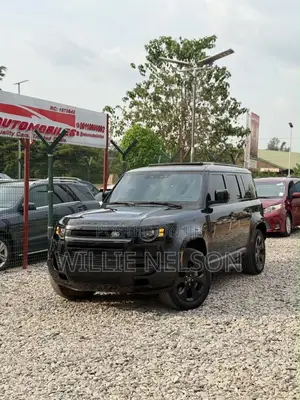Land Rover Defender 2023 Black
