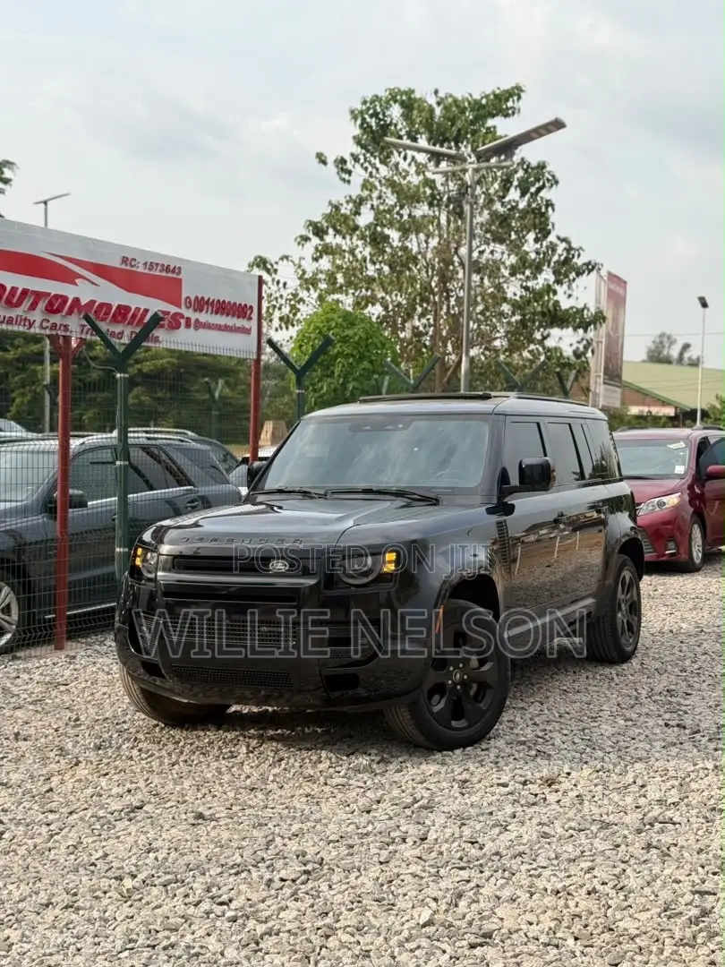 Land Rover Defender 2023 Black