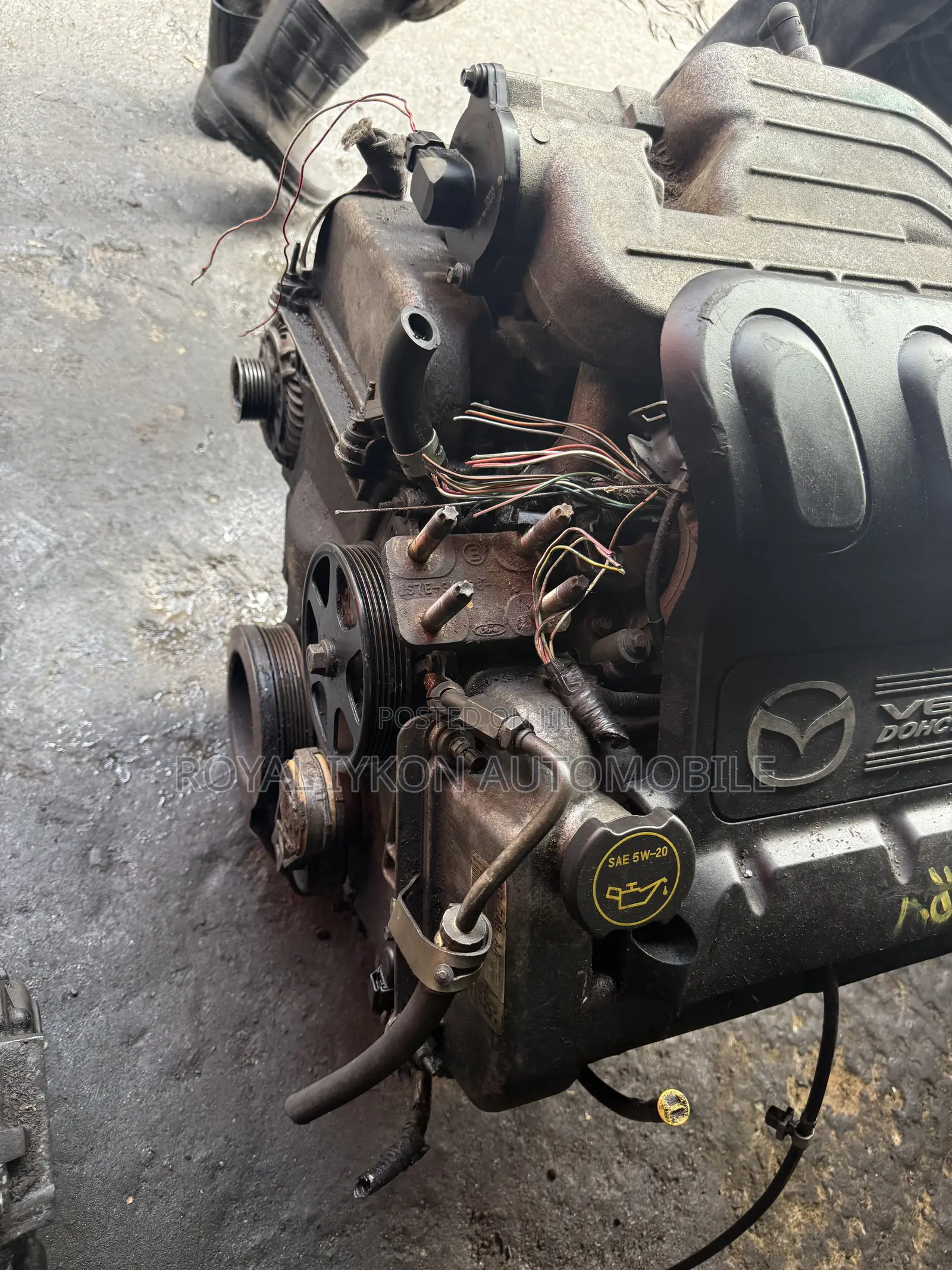 Complete Mazda MPV 2005