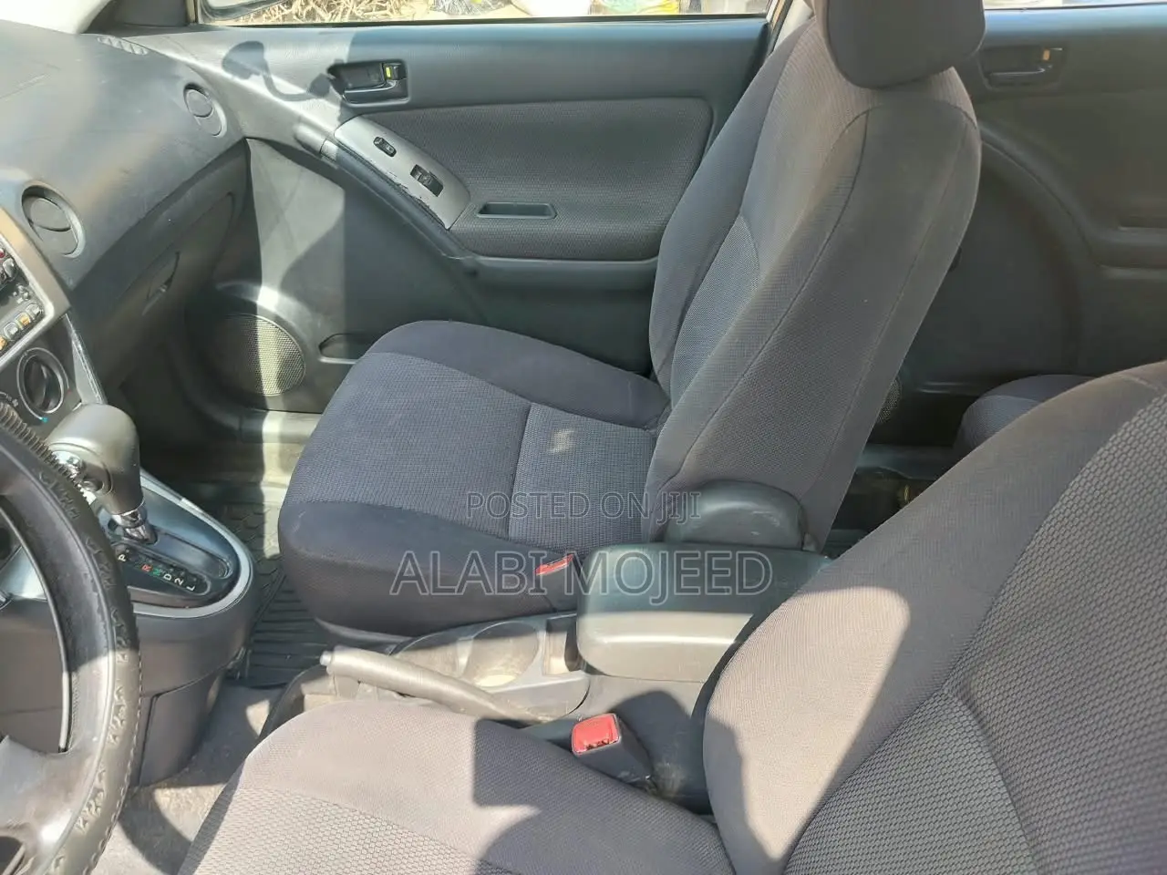 Pontiac Vibe 2007 White