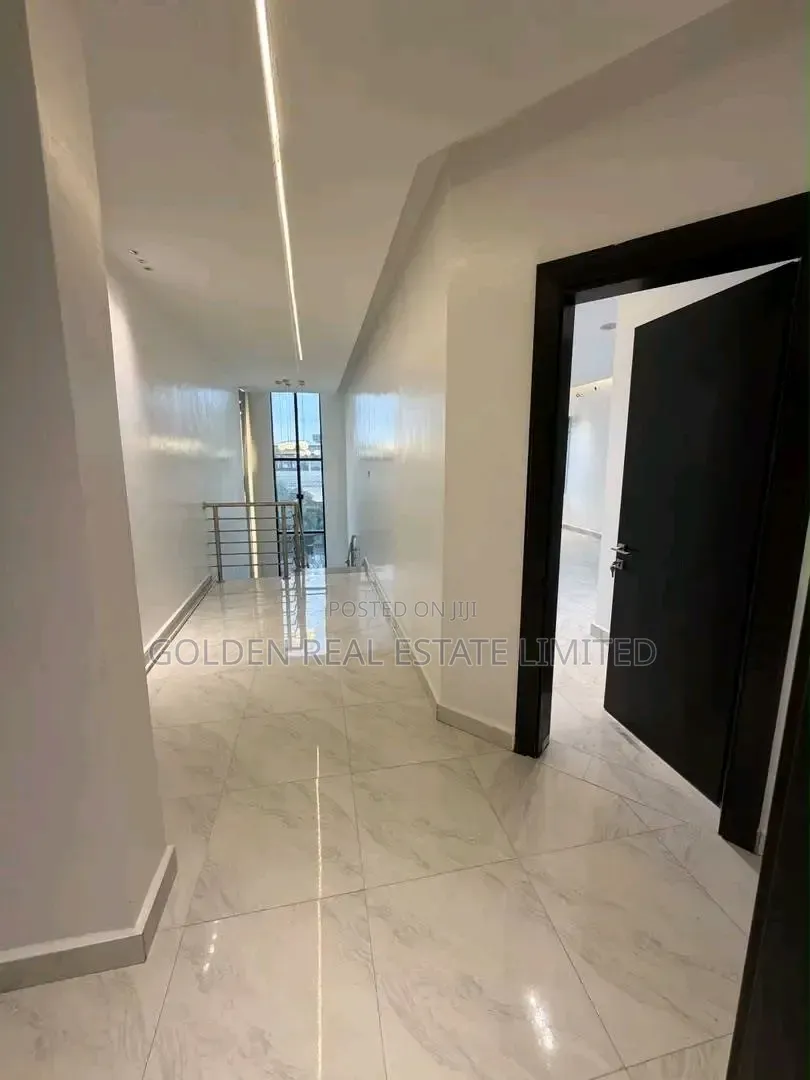 4bdrm Duplex in Wuye for sale