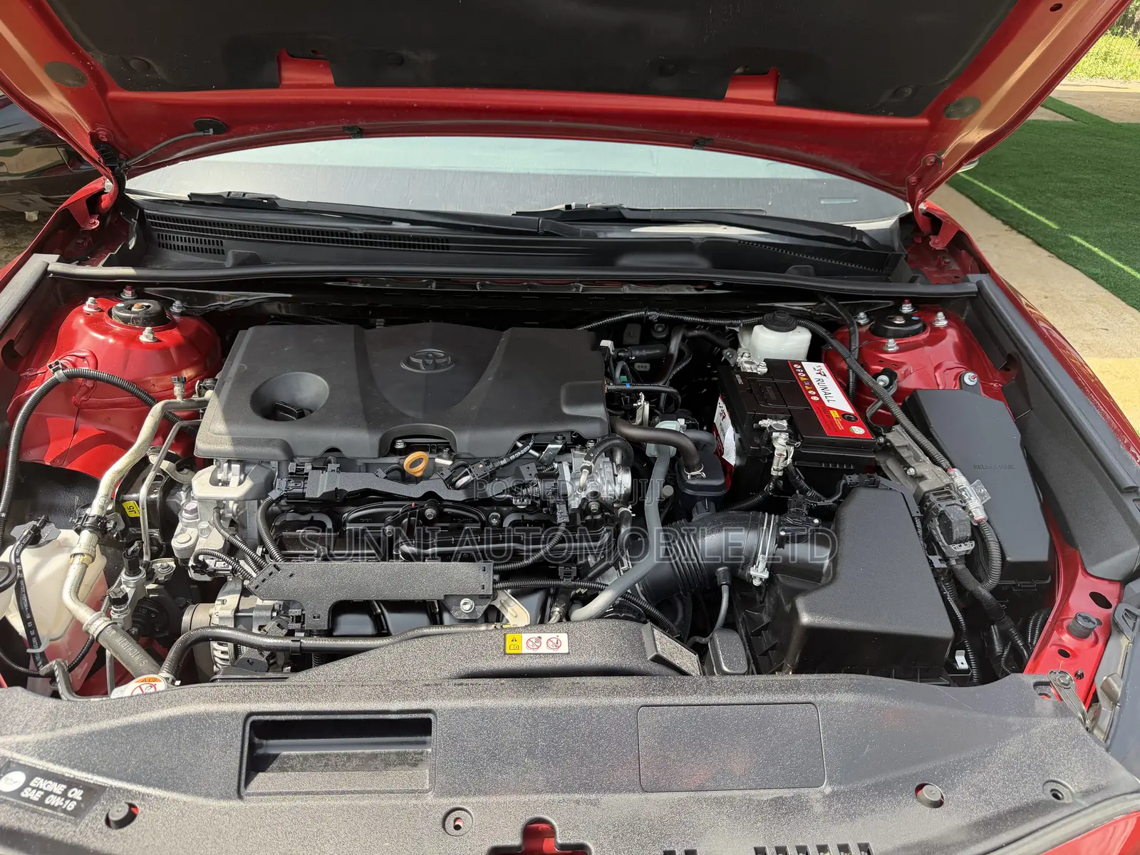 Toyota Camry 2021 Red