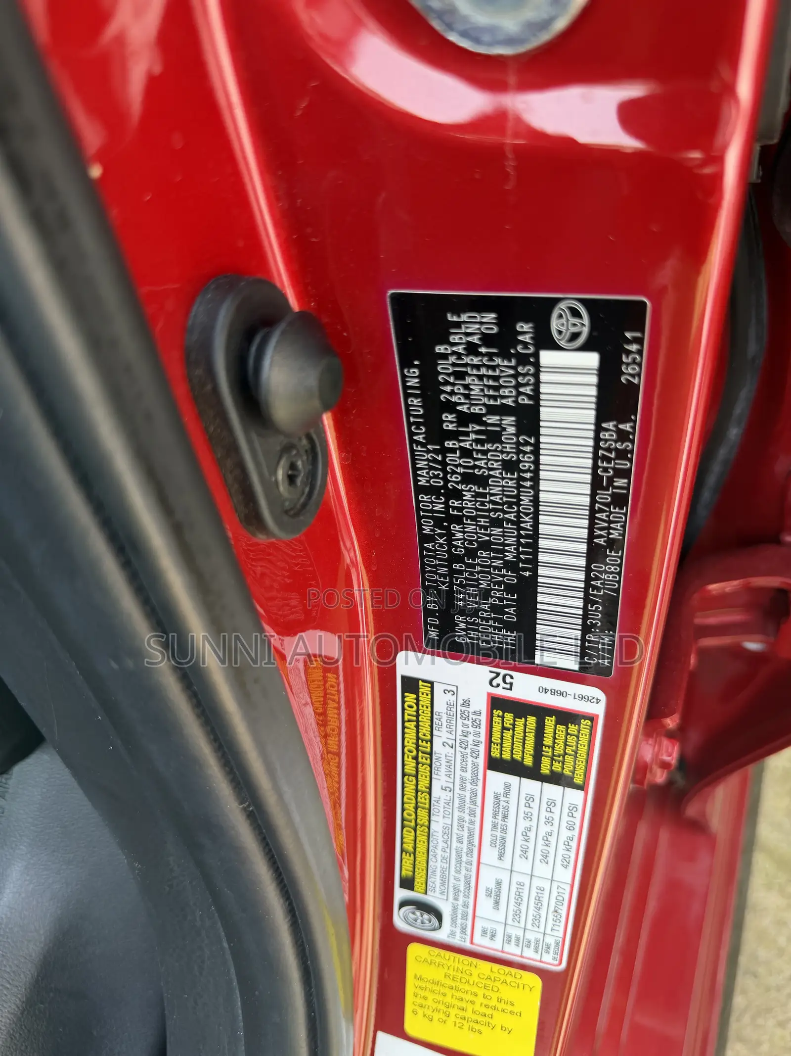 Toyota Camry 2021 Red