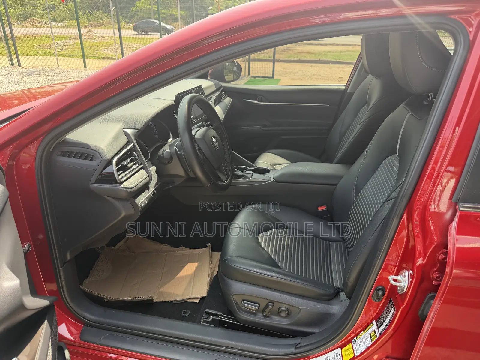 Toyota Camry 2021 Red