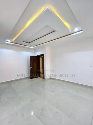 4bdrm Townhouse/Terrace in Apo District for sale