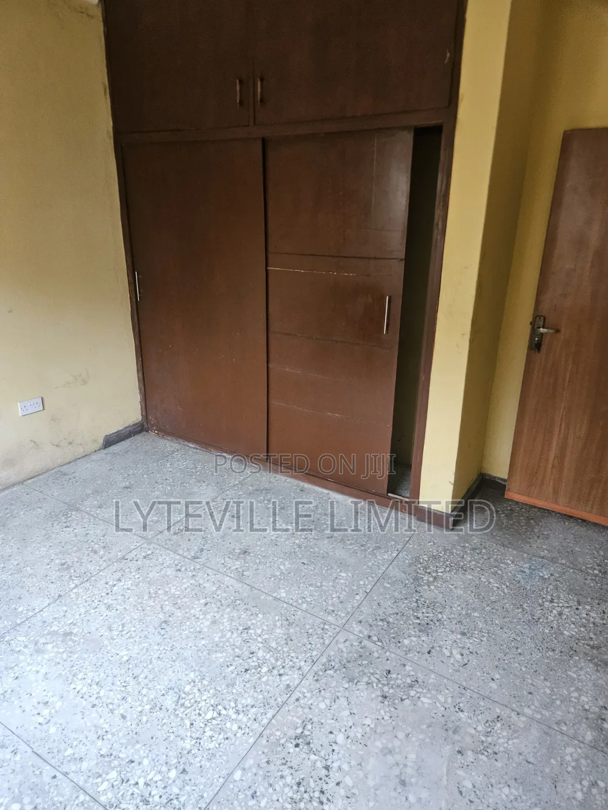 3bdrm Block of Flats in Jakande for rent