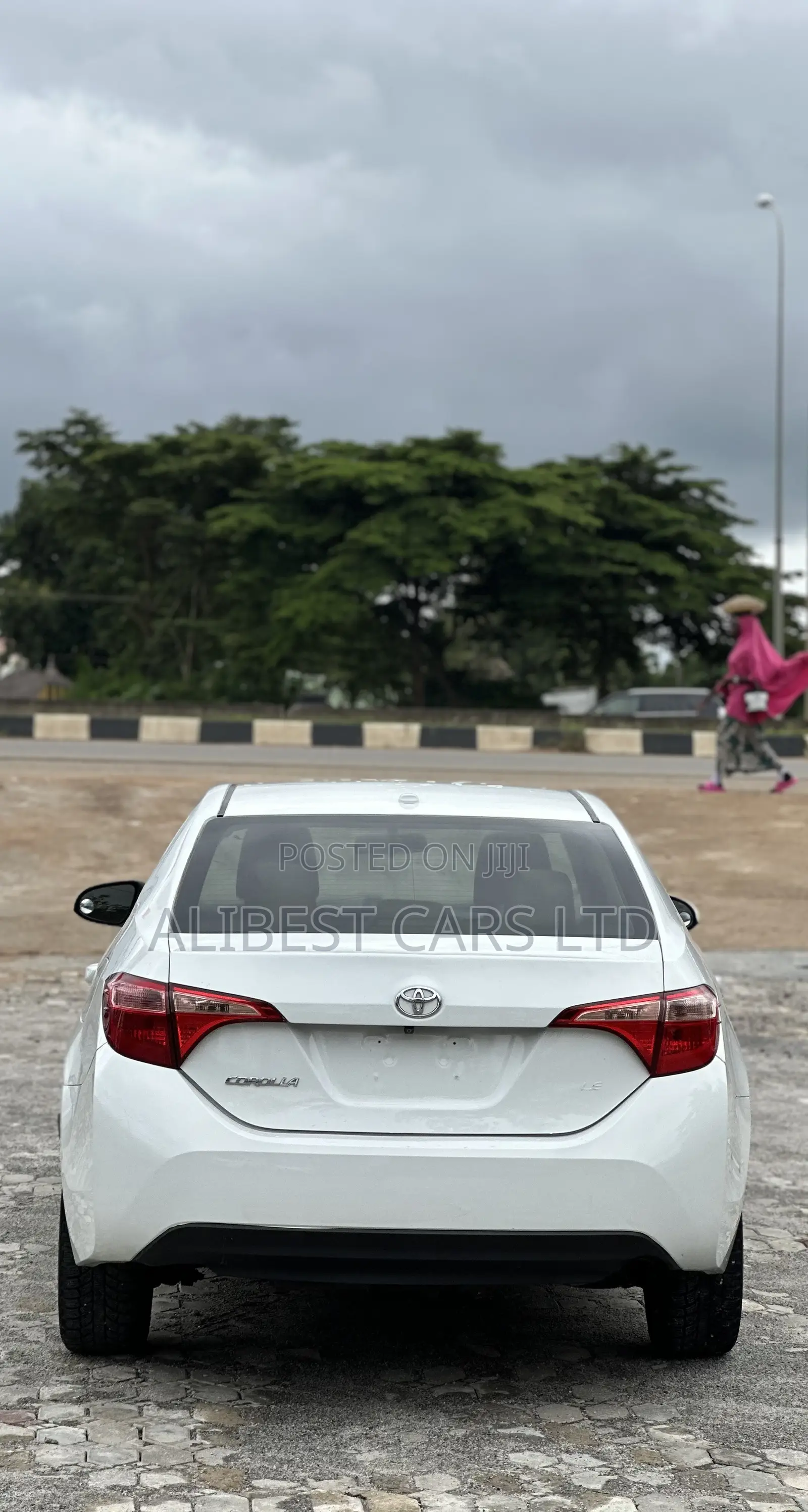 Toyota Corolla 2015 White