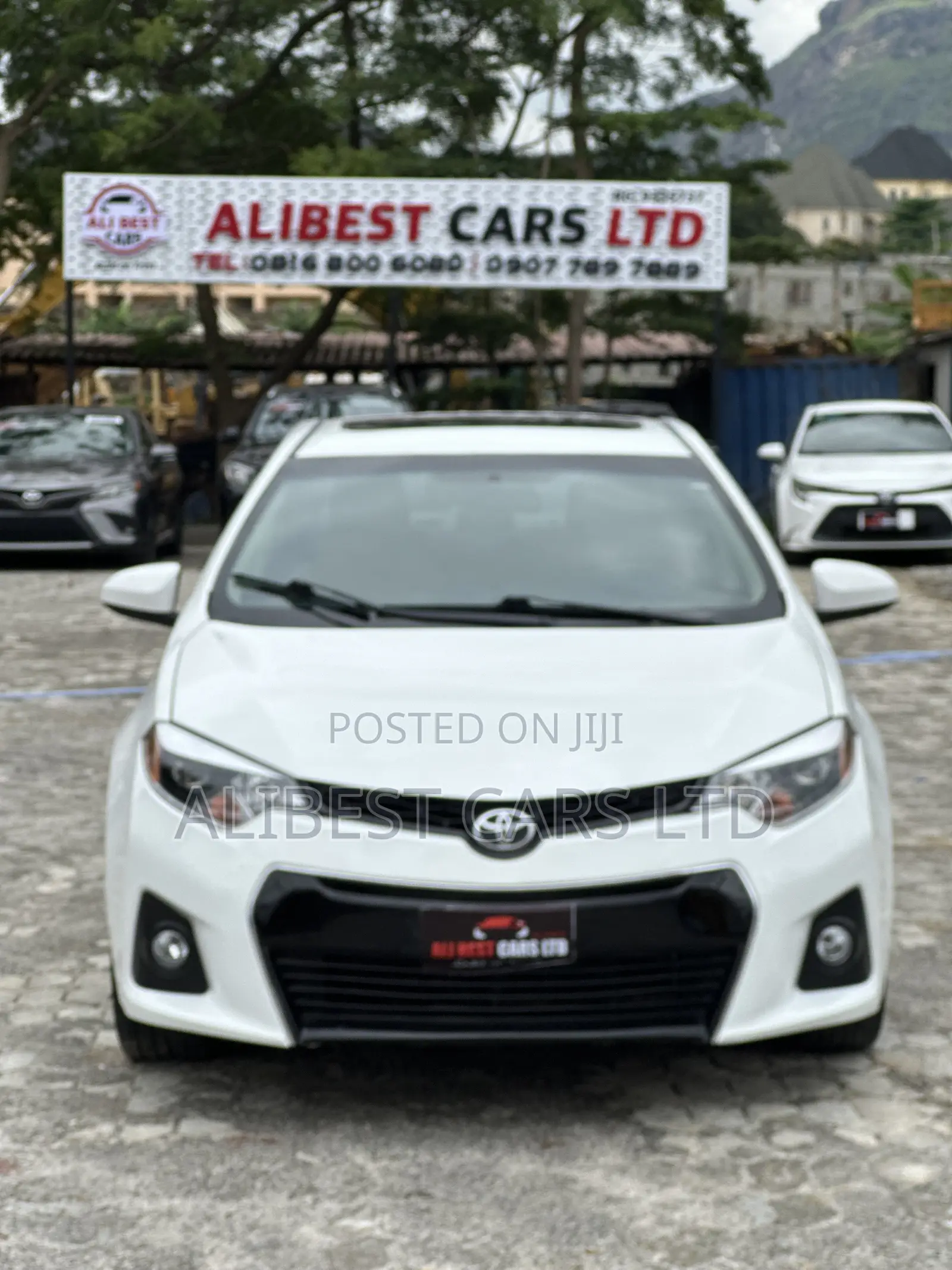 Toyota Corolla 2015 White