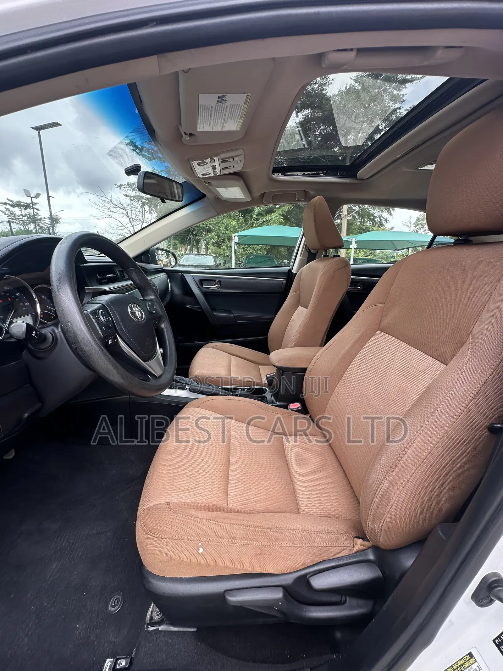 Toyota Corolla 2015 White