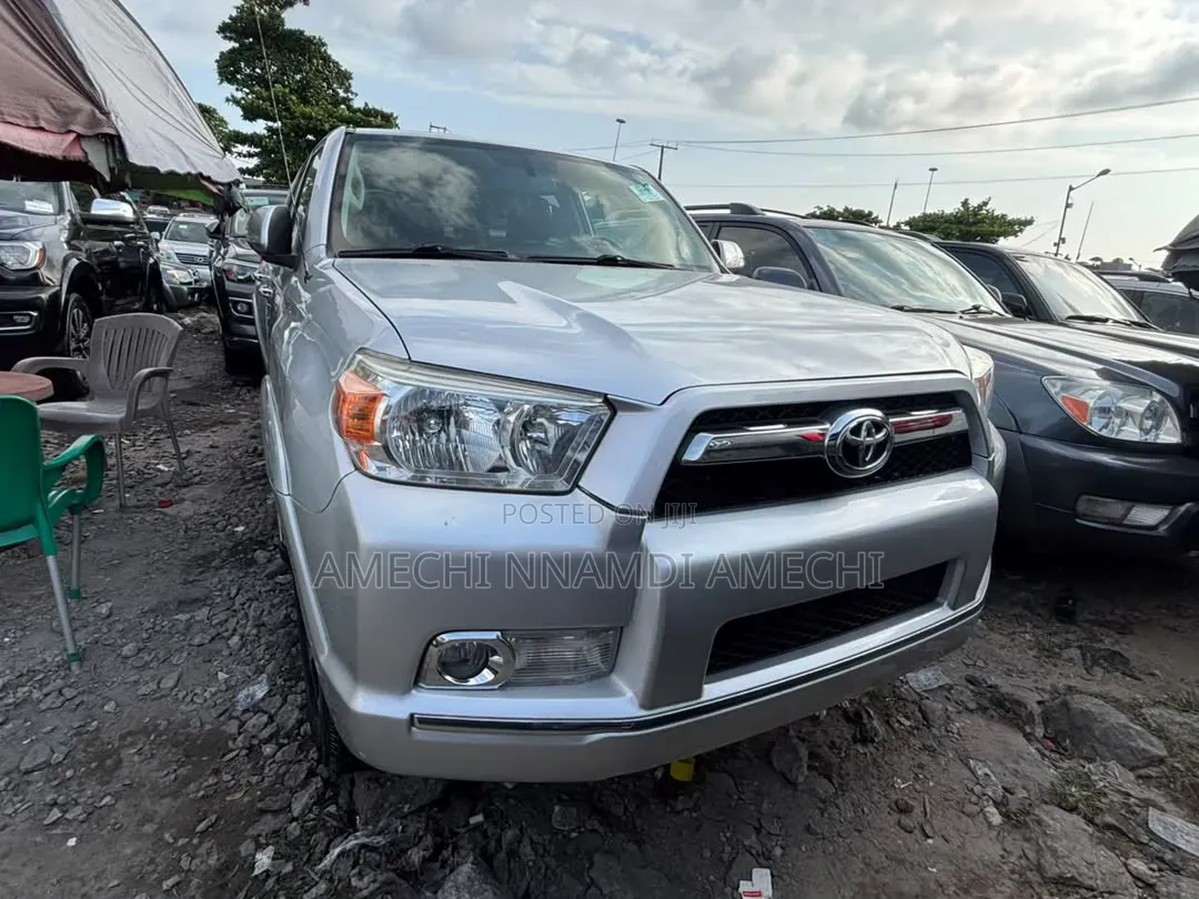 Toyota 4-Runner Limited 4WD 2011 Silver