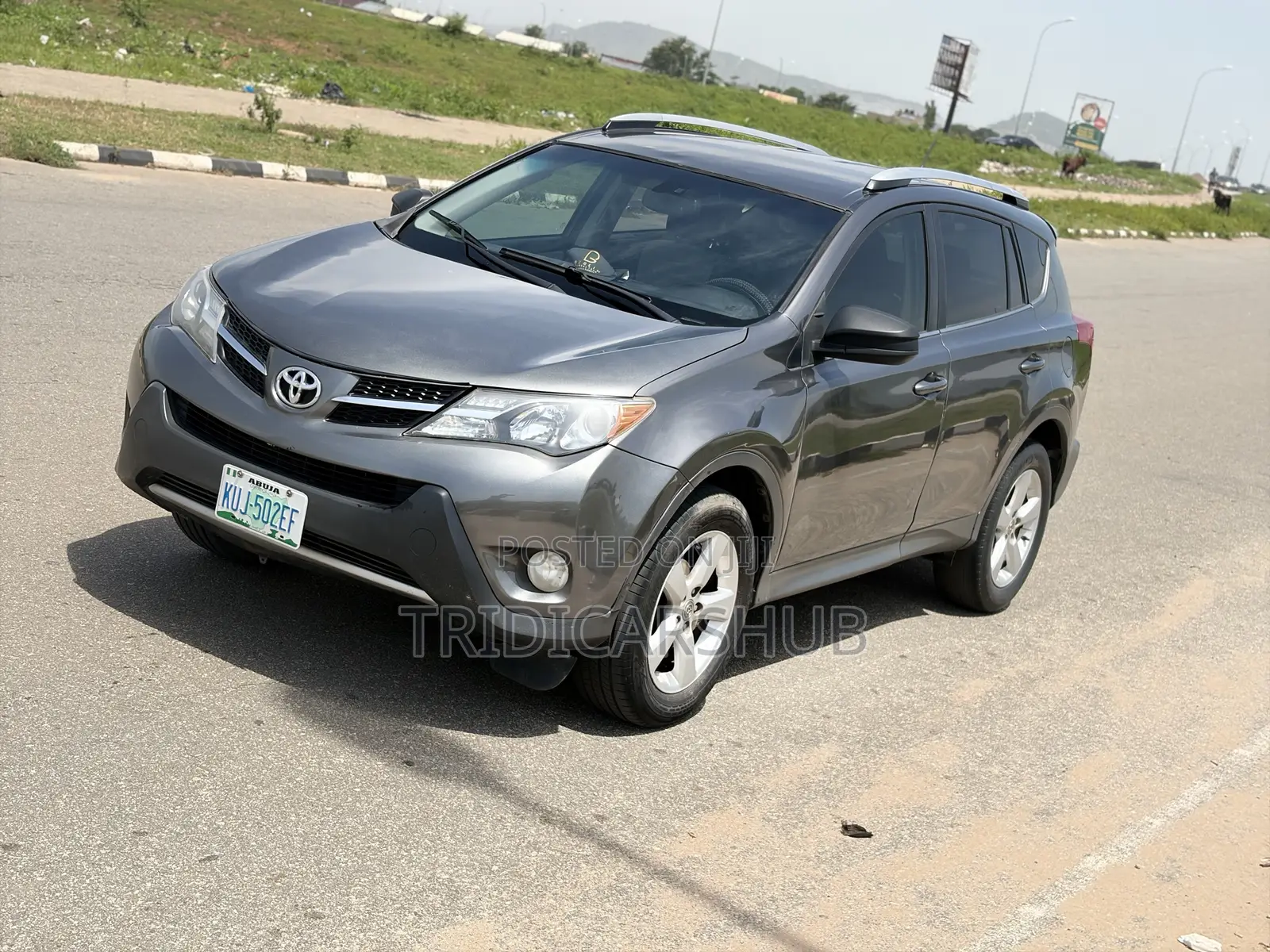 Toyota RAV4 LE 4dr SUV (2.5L 4cyl 6A) 2015 Gray