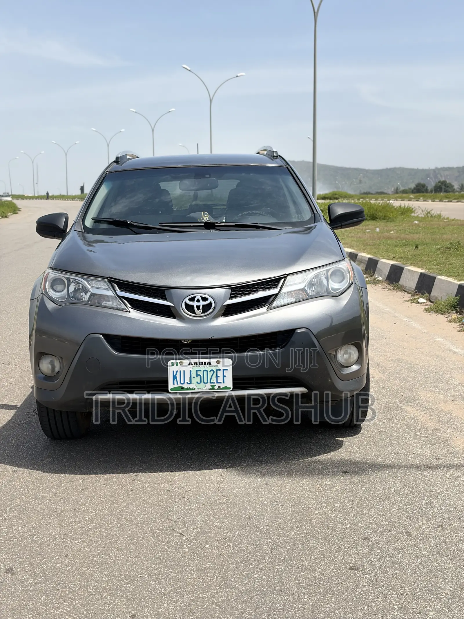 Toyota RAV4 LE 4dr SUV (2.5L 4cyl 6A) 2015 Gray